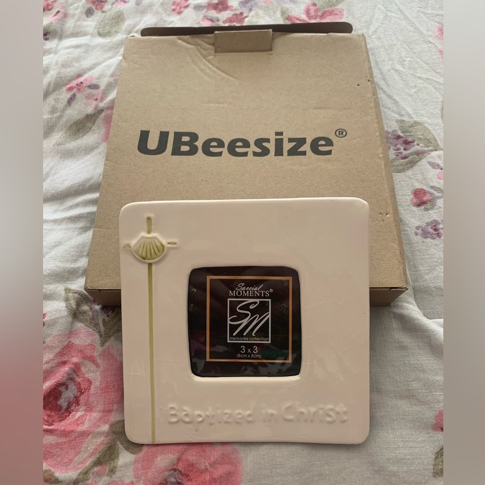 UBeesize Baptized in Christ Frame